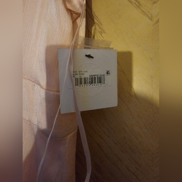 Sage Collective Ruffled Sleeve V-Neck Formal Dress. Size 14. Soft Pink - Picture 2 of 15